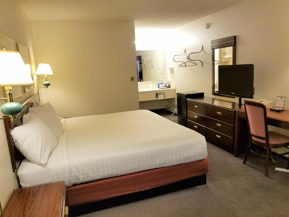 Motel 8 Laramie Eksteriør billede